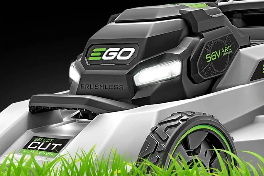 self propelled lawn mower